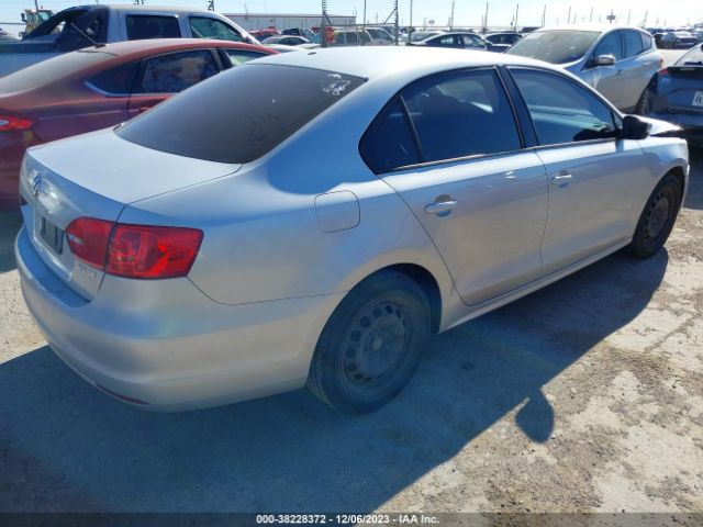 Photo 3 VIN: 3VWDZ7AJ4BM358528 - VOLKSWAGEN JETTA 