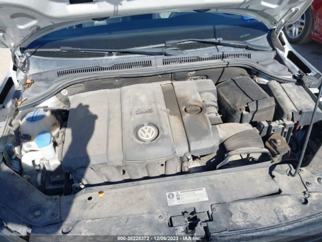 Photo 9 VIN: 3VWDZ7AJ4BM358528 - VOLKSWAGEN JETTA 