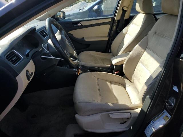 Photo 6 VIN: 3VWDZ7AJ4BM374597 - VOLKSWAGEN JETTA SE 