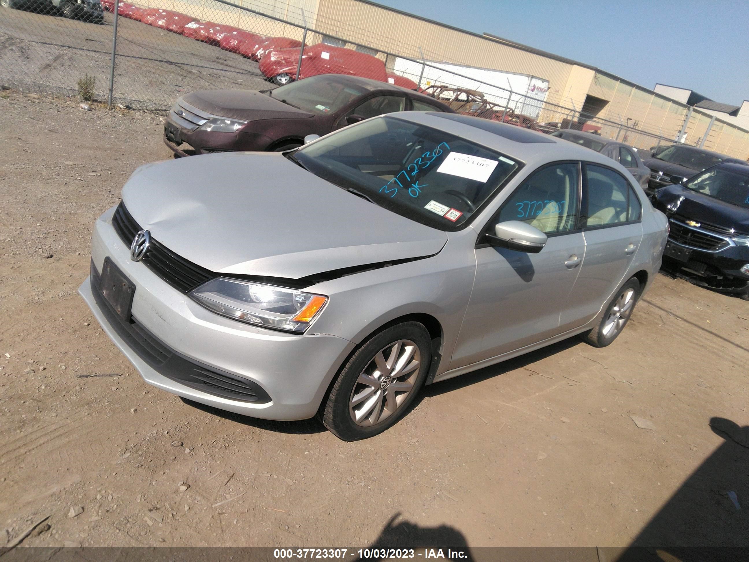 Photo 1 VIN: 3VWDZ7AJ4BM376706 - VOLKSWAGEN JETTA 