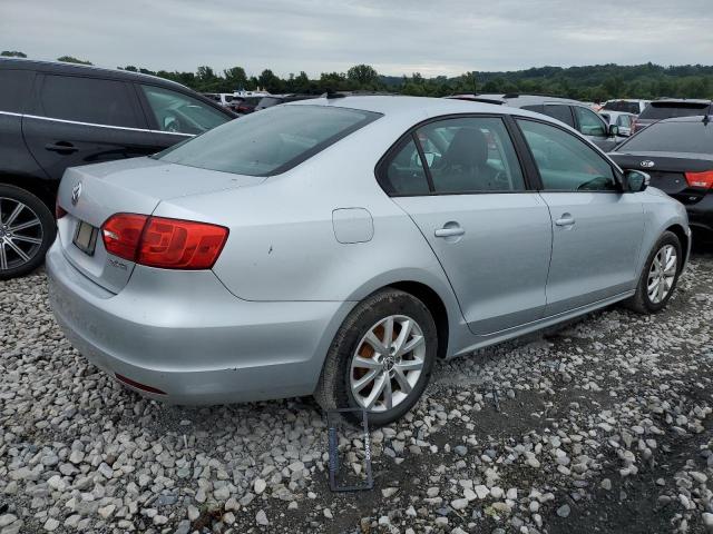 Photo 2 VIN: 3VWDZ7AJ5BM097913 - VOLKSWAGEN JETTA 