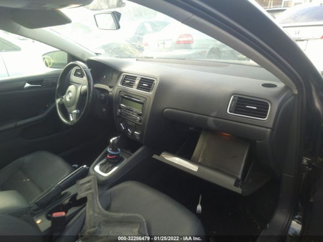 Photo 4 VIN: 3VWDZ7AJ5BM315834 - VOLKSWAGEN JETTA SEDAN 