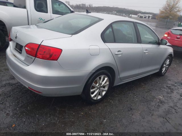 Photo 3 VIN: 3VWDZ7AJ5BM318944 - VOLKSWAGEN JETTA 