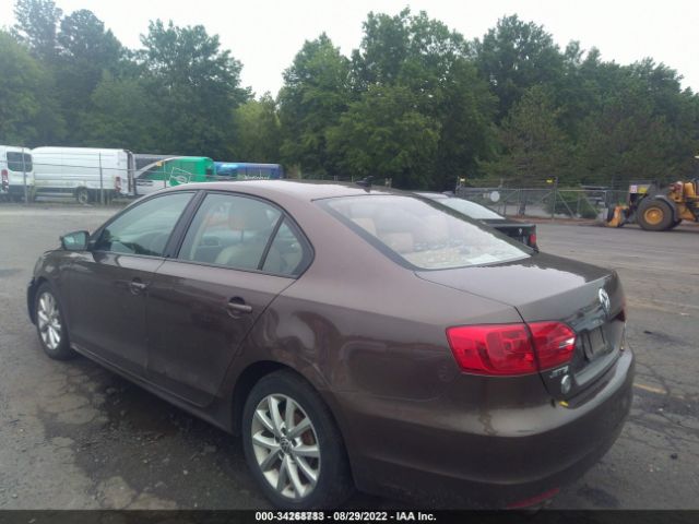 Photo 2 VIN: 3VWDZ7AJ5BM366749 - VOLKSWAGEN JETTA SEDAN 