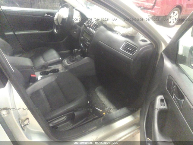 Photo 4 VIN: 3VWDZ7AJ6BM050406 - VOLKSWAGEN JETTA 