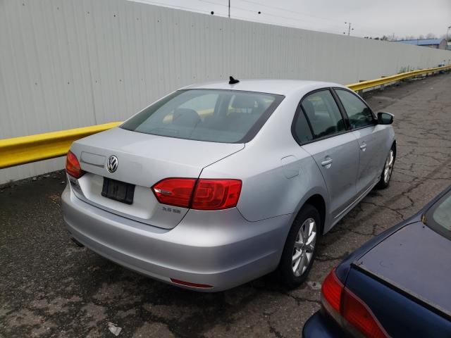 Photo 3 VIN: 3VWDZ7AJ6BM105582 - VOLKSWAGEN JETTA SE 