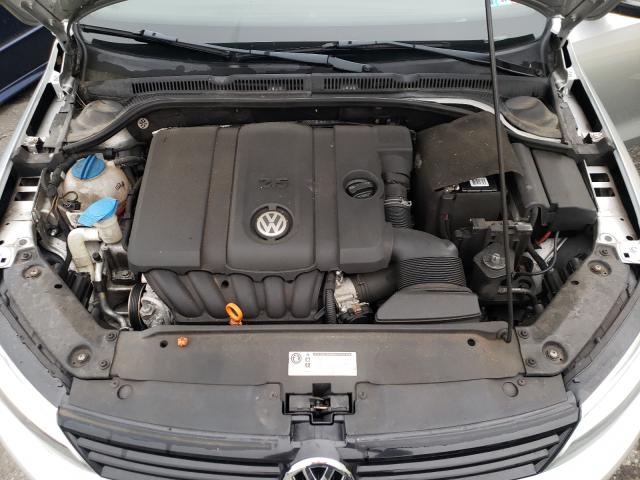 Photo 6 VIN: 3VWDZ7AJ6BM105582 - VOLKSWAGEN JETTA SE 