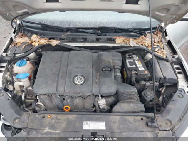 Photo 9 VIN: 3VWDZ7AJ6BM306527 - VOLKSWAGEN JETTA 