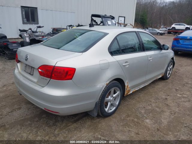 Photo 3 VIN: 3VWDZ7AJ6BM354352 - VOLKSWAGEN JETTA 