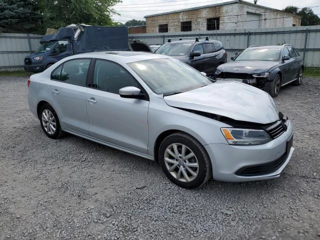 Photo 3 VIN: 3VWDZ7AJ6BM366663 - VOLKSWAGEN JETTA SE 