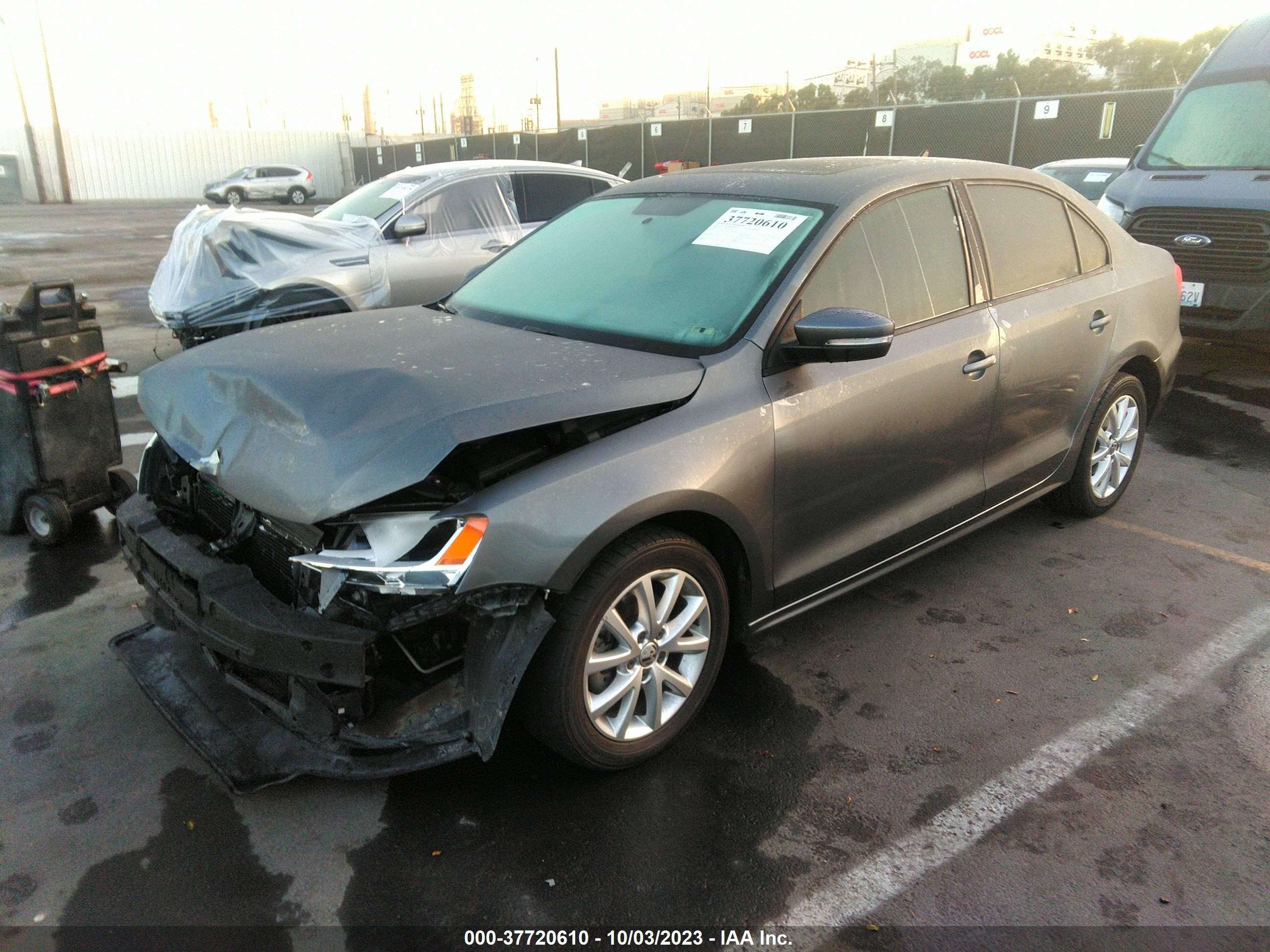 Photo 1 VIN: 3VWDZ7AJ6BM378392 - VOLKSWAGEN JETTA 