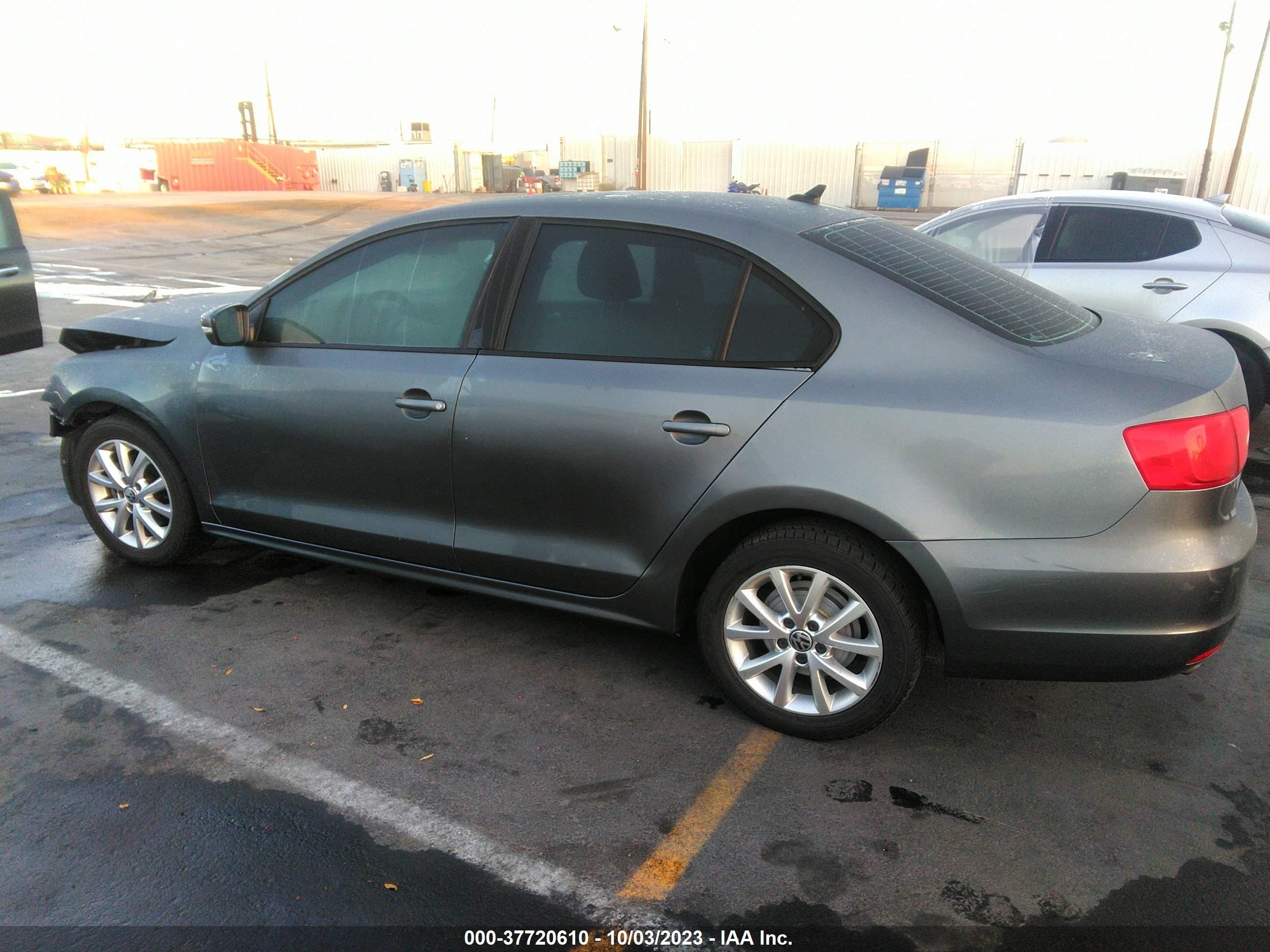 Photo 14 VIN: 3VWDZ7AJ6BM378392 - VOLKSWAGEN JETTA 