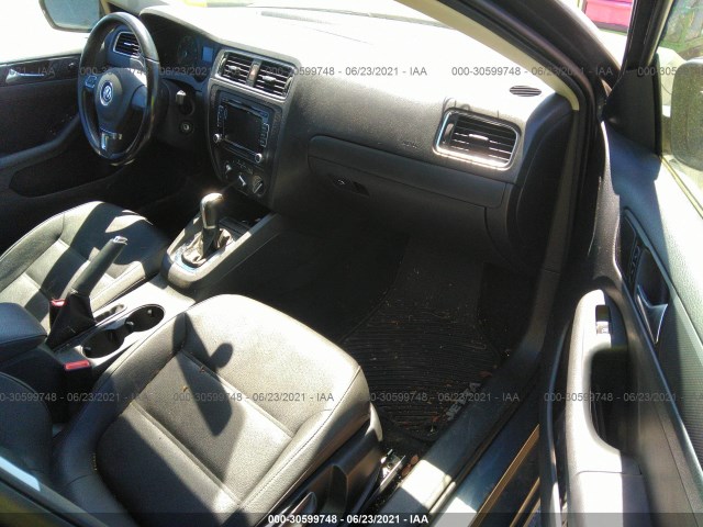 Photo 4 VIN: 3VWDZ7AJ7BM327449 - VOLKSWAGEN JETTA SEDAN 