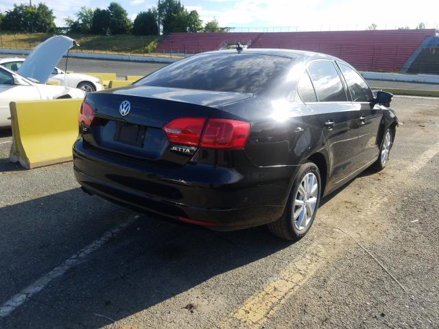 Photo 3 VIN: 3VWDZ7AJ7BM335339 - VOLKSWAGEN JETTA SE 