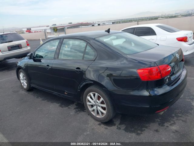 Photo 2 VIN: 3VWDZ7AJ8BM339870 - VOLKSWAGEN JETTA 