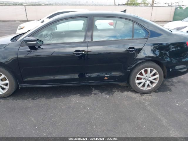 Photo 5 VIN: 3VWDZ7AJ8BM339870 - VOLKSWAGEN JETTA 