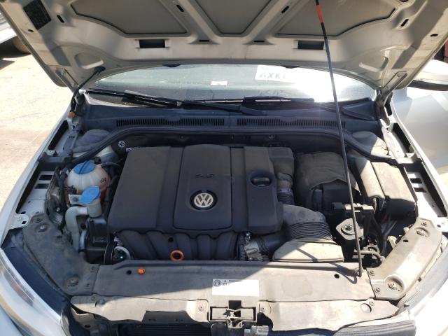 Photo 6 VIN: 3VWDZ7AJ8BM369094 - VOLKSWAGEN JETTA SE 