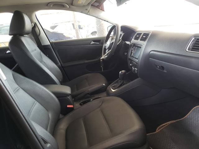 Photo 4 VIN: 3VWDZ7AJ8BM375803 - VOLKSWAGEN JETTA SEDAN 