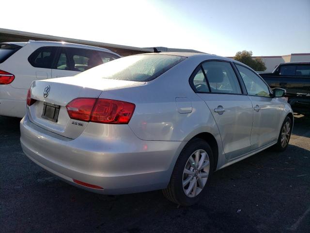 Photo 2 VIN: 3VWDZ7AJ8BM396022 - VOLKSWAGEN JETTA SE 