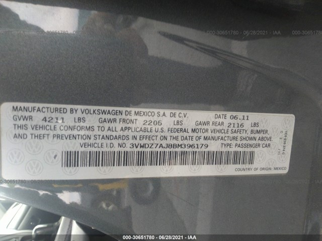 Photo 8 VIN: 3VWDZ7AJ8BM396179 - VOLKSWAGEN JETTA SEDAN 