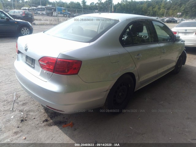 Photo 3 VIN: 3VWDZ7AJ9BM044650 - VOLKSWAGEN JETTA SEDAN 