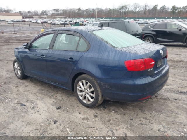 Photo 2 VIN: 3VWDZ7AJ9BM053803 - VOLKSWAGEN JETTA 