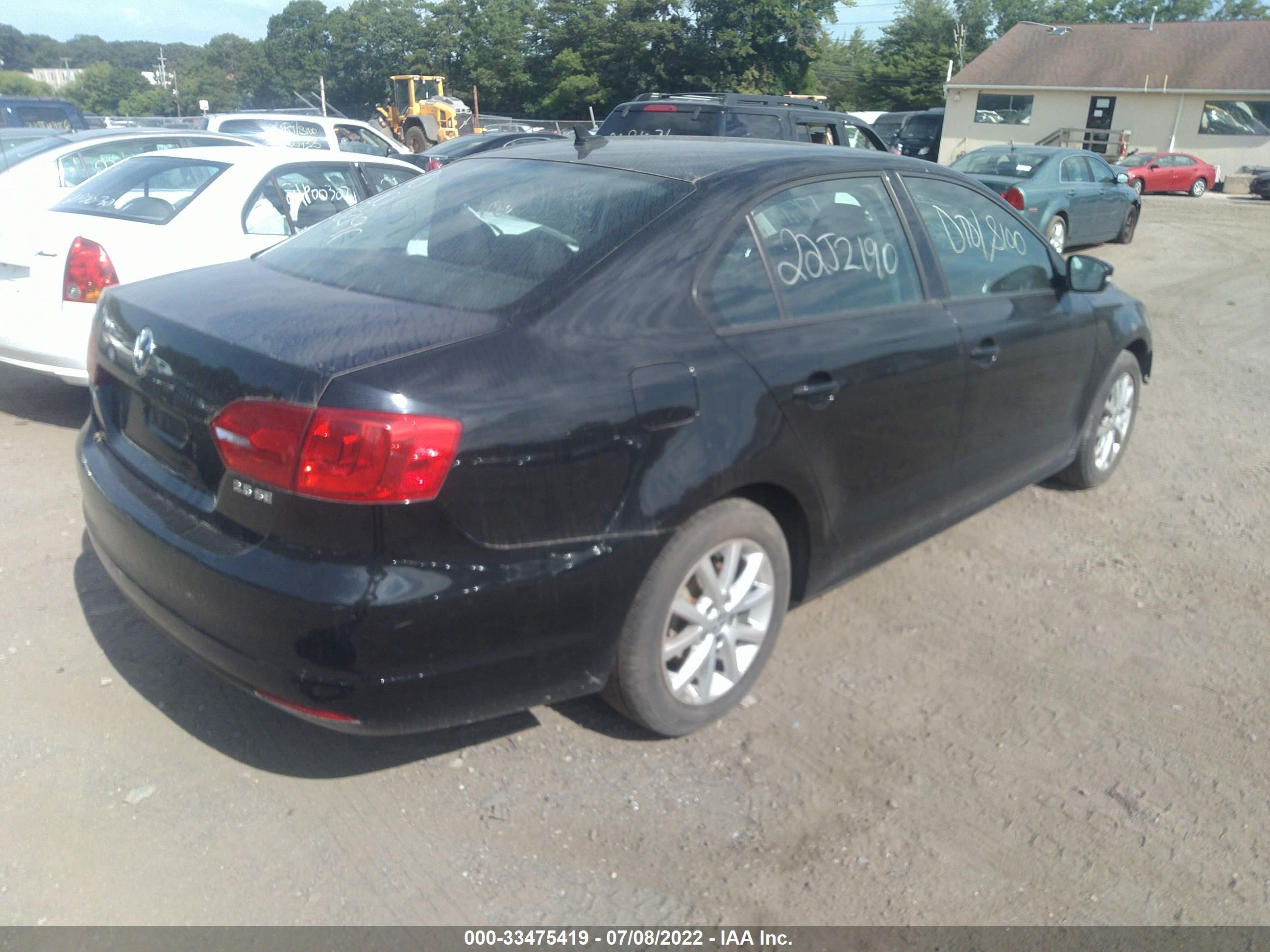 Photo 3 VIN: 3VWDZ7AJ9BM320325 - VOLKSWAGEN JETTA 