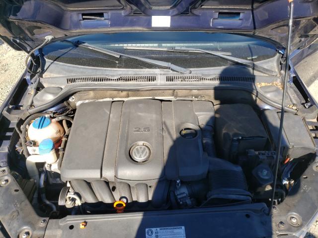 Photo 6 VIN: 3VWDZ7AJ9BM325895 - VOLKSWAGEN JETTA SE 