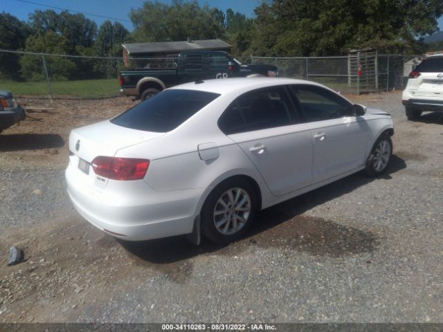 Photo 3 VIN: 3VWDZ7AJ9BM349114 - VOLKSWAGEN JETTA SEDAN 