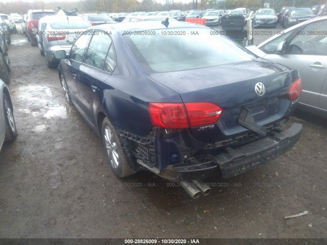 Photo 2 VIN: 3VWDZ7AJXBM027811 - VOLKSWAGEN JETTA SEDAN 