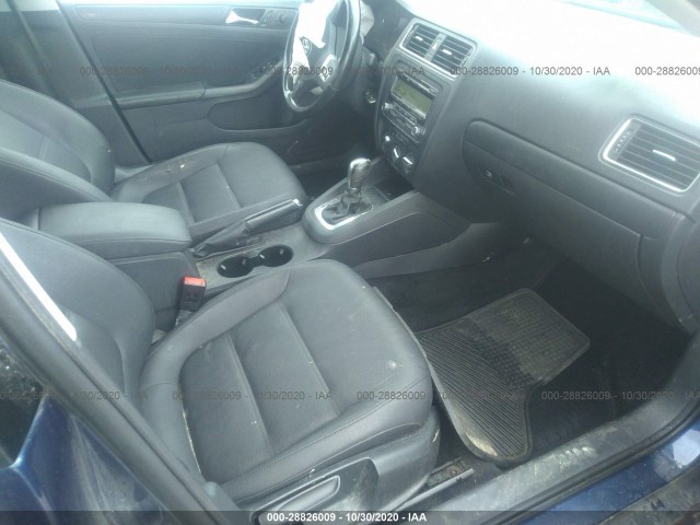 Photo 4 VIN: 3VWDZ7AJXBM027811 - VOLKSWAGEN JETTA SEDAN 