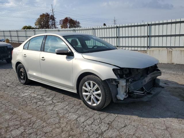 Photo 3 VIN: 3VWDZ7AJXBM330538 - VOLKSWAGEN JETTA SE 