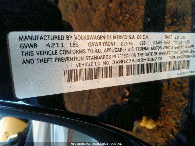 Photo 8 VIN: 3VWDZ7AJXBM338770 - VOLKSWAGEN JETTA 