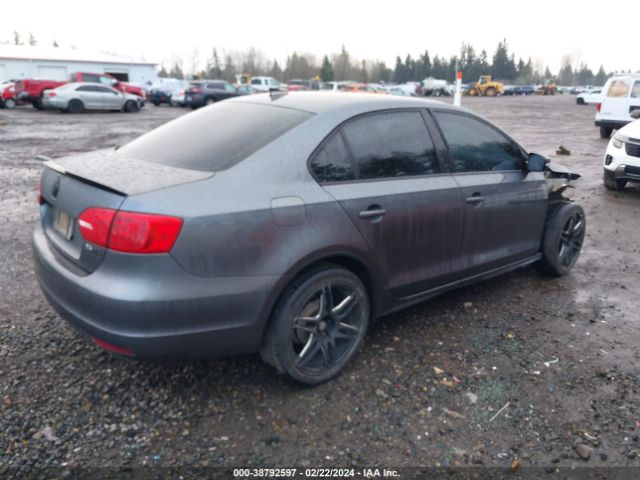 Photo 3 VIN: 3VWDZ7AJXBM370277 - VOLKSWAGEN JETTA 