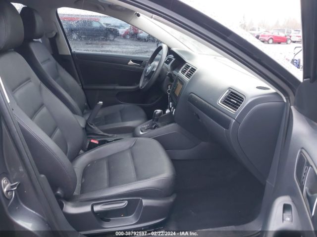 Photo 4 VIN: 3VWDZ7AJXBM370277 - VOLKSWAGEN JETTA 