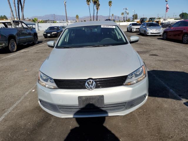 Photo 4 VIN: 3VWDZ7AJXBM372966 - VOLKSWAGEN JETTA SE 