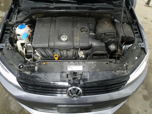 Photo 6 VIN: 3VWDZ7AJXBM376189 - VOLKSWAGEN JETTA SE 