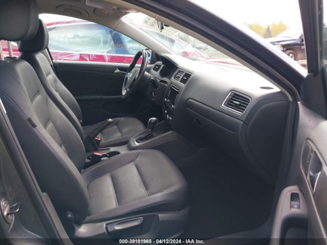 Photo 4 VIN: 3VWDZ7AJXBM379030 - VOLKSWAGEN JETTA 