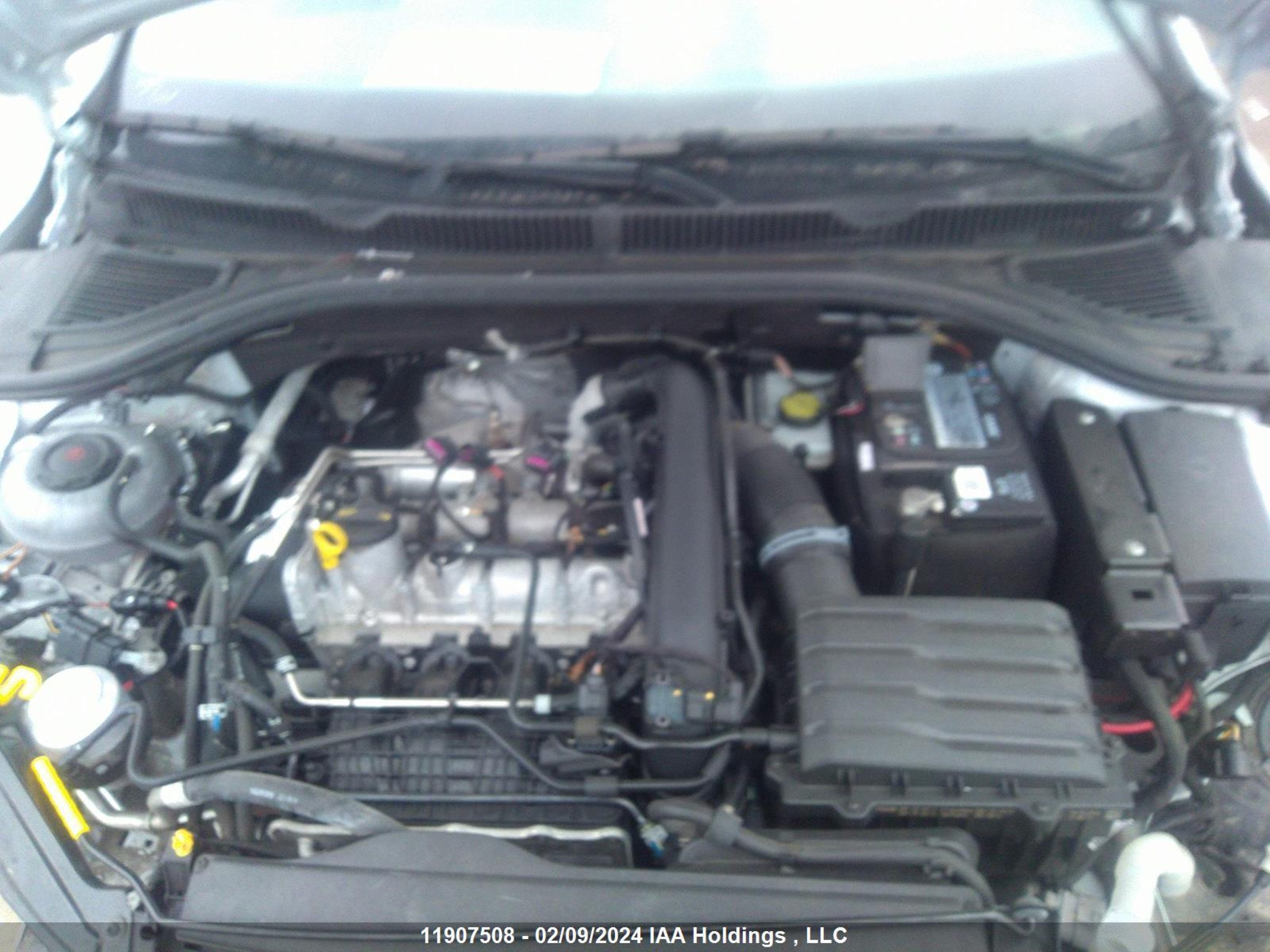 Photo 9 VIN: 3VWE57BU1KM018021 - VOLKSWAGEN JETTA 