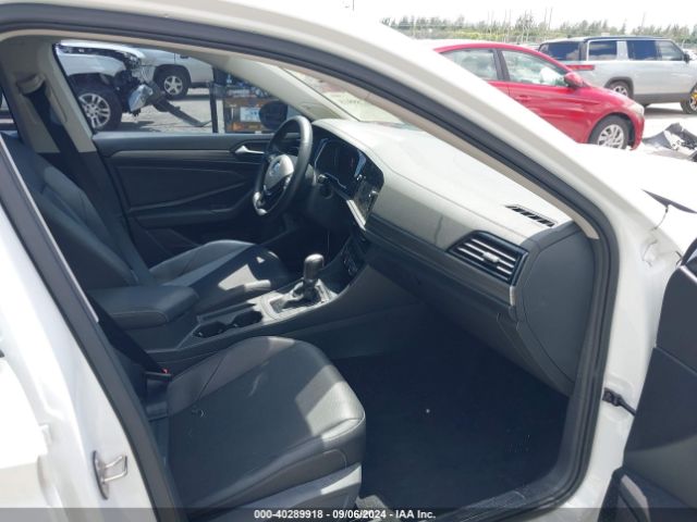 Photo 4 VIN: 3VWE57BU1KM268777 - VOLKSWAGEN JETTA 