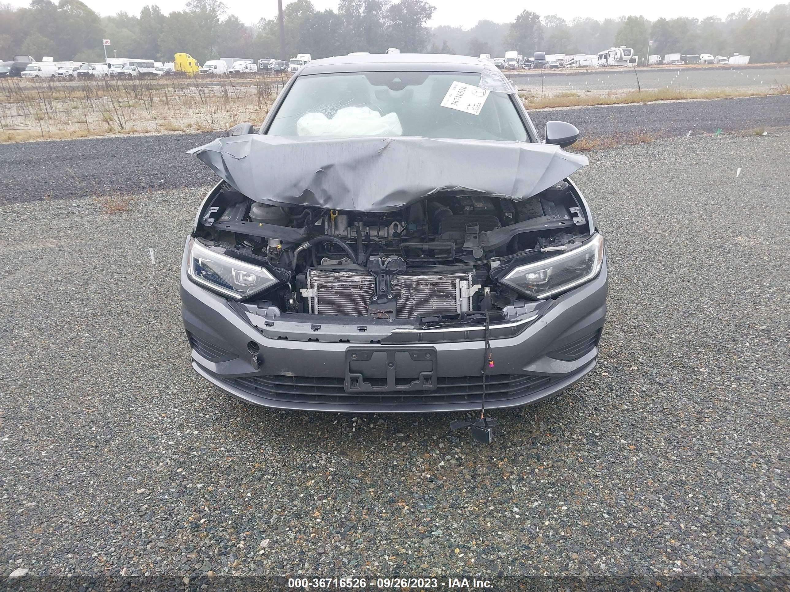 Photo 10 VIN: 3VWE57BU2MM008438 - VOLKSWAGEN JETTA 