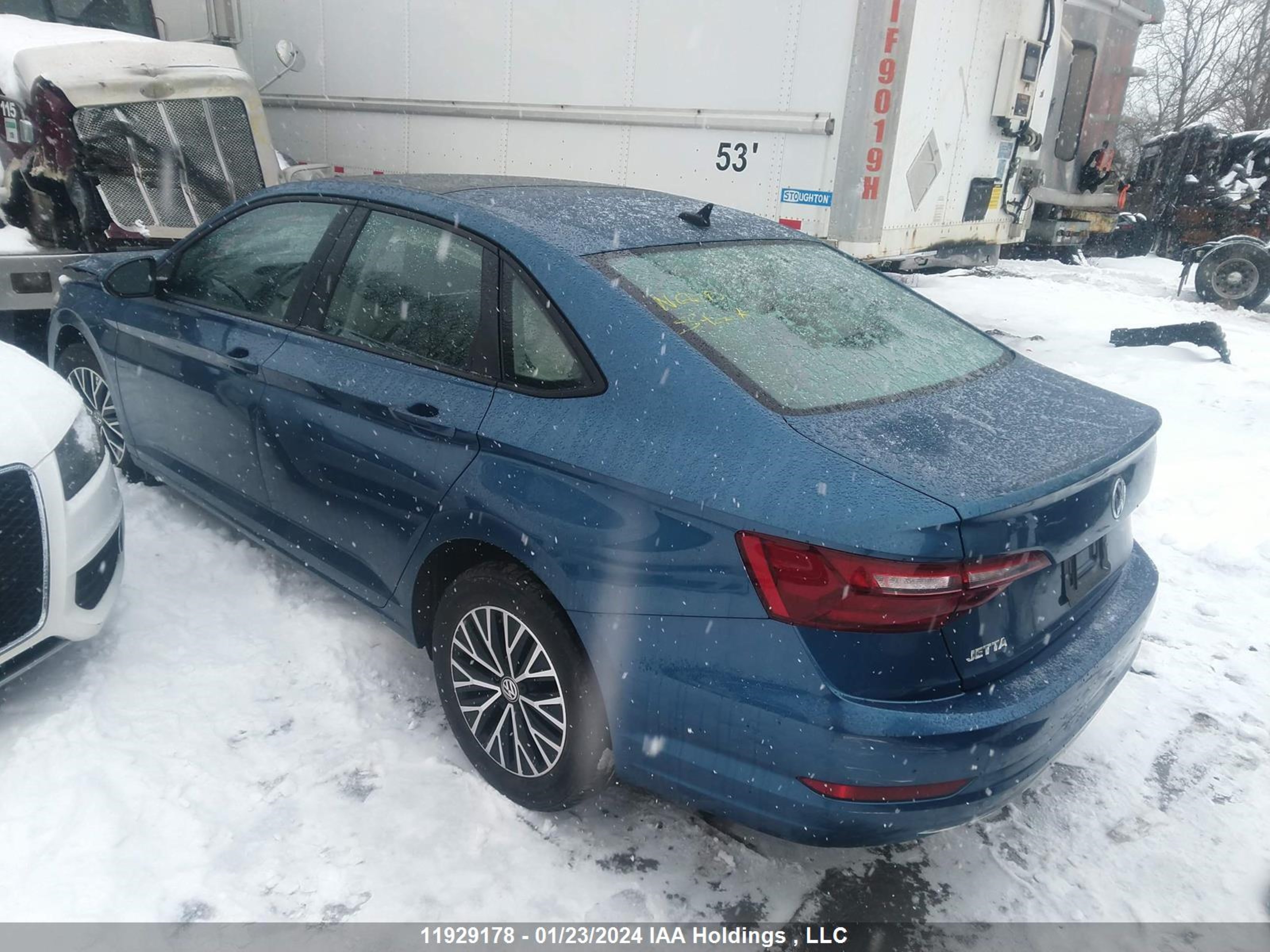 Photo 2 VIN: 3VWE57BU3MM037382 - VOLKSWAGEN JETTA 