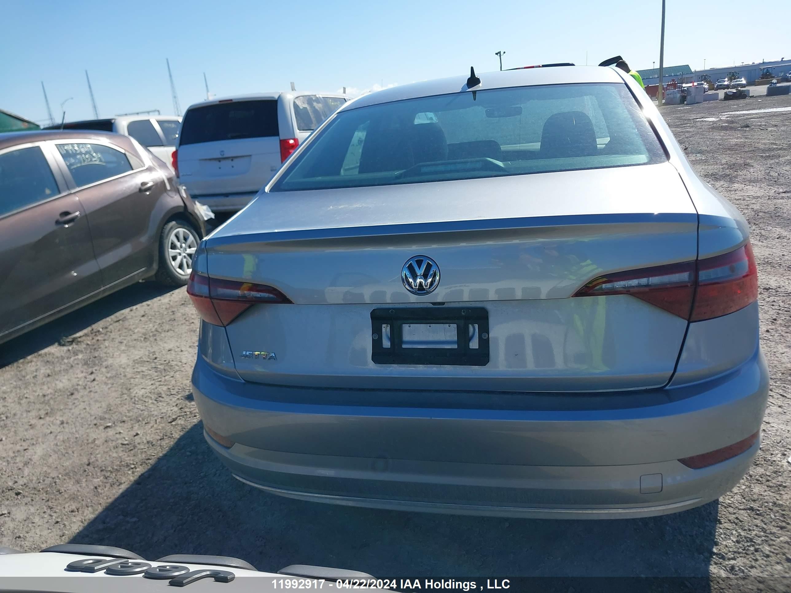 Photo 15 VIN: 3VWE57BU3MM075100 - VOLKSWAGEN JETTA 