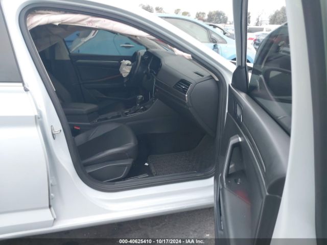 Photo 4 VIN: 3VWE57BU4KM039395 - VOLKSWAGEN JETTA 