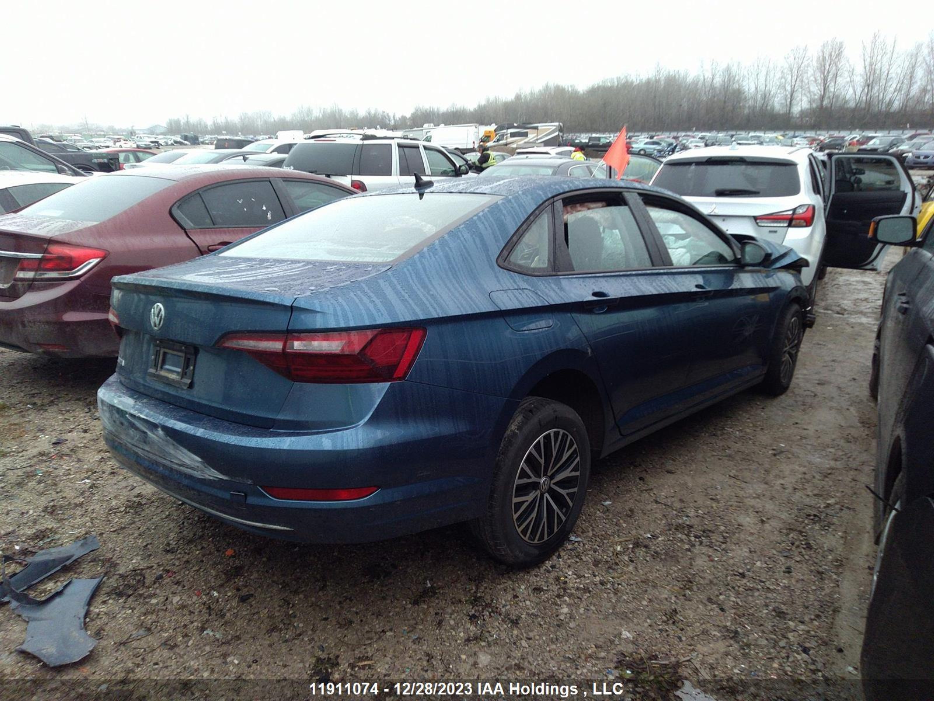 Photo 3 VIN: 3VWE57BU4MM075283 - VOLKSWAGEN JETTA 