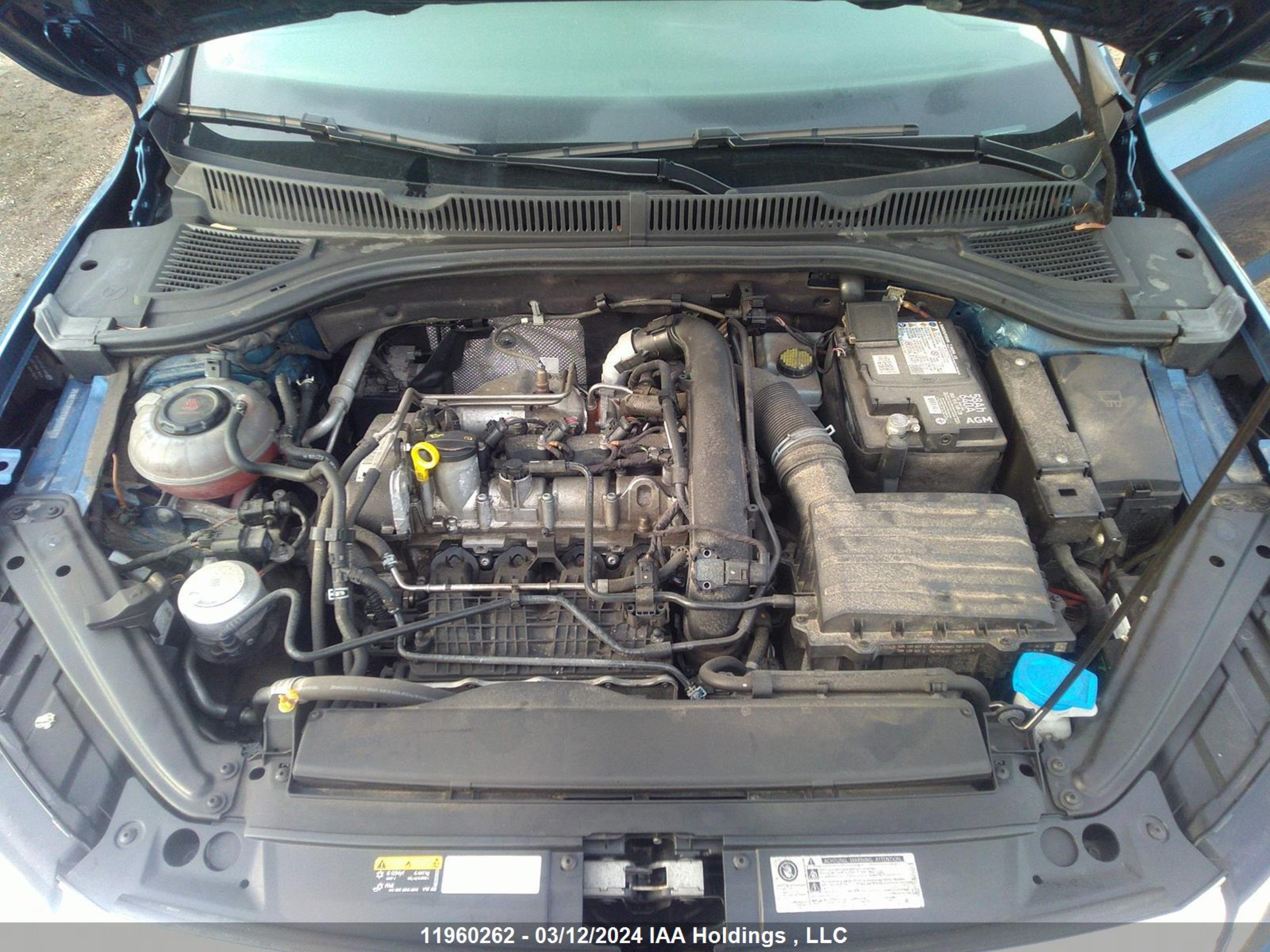 Photo 9 VIN: 3VWE57BU8KM100800 - VOLKSWAGEN JETTA 