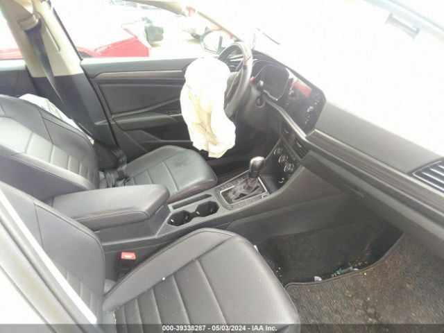 Photo 4 VIN: 3VWE57BU8MM019203 - VOLKSWAGEN JETTA 