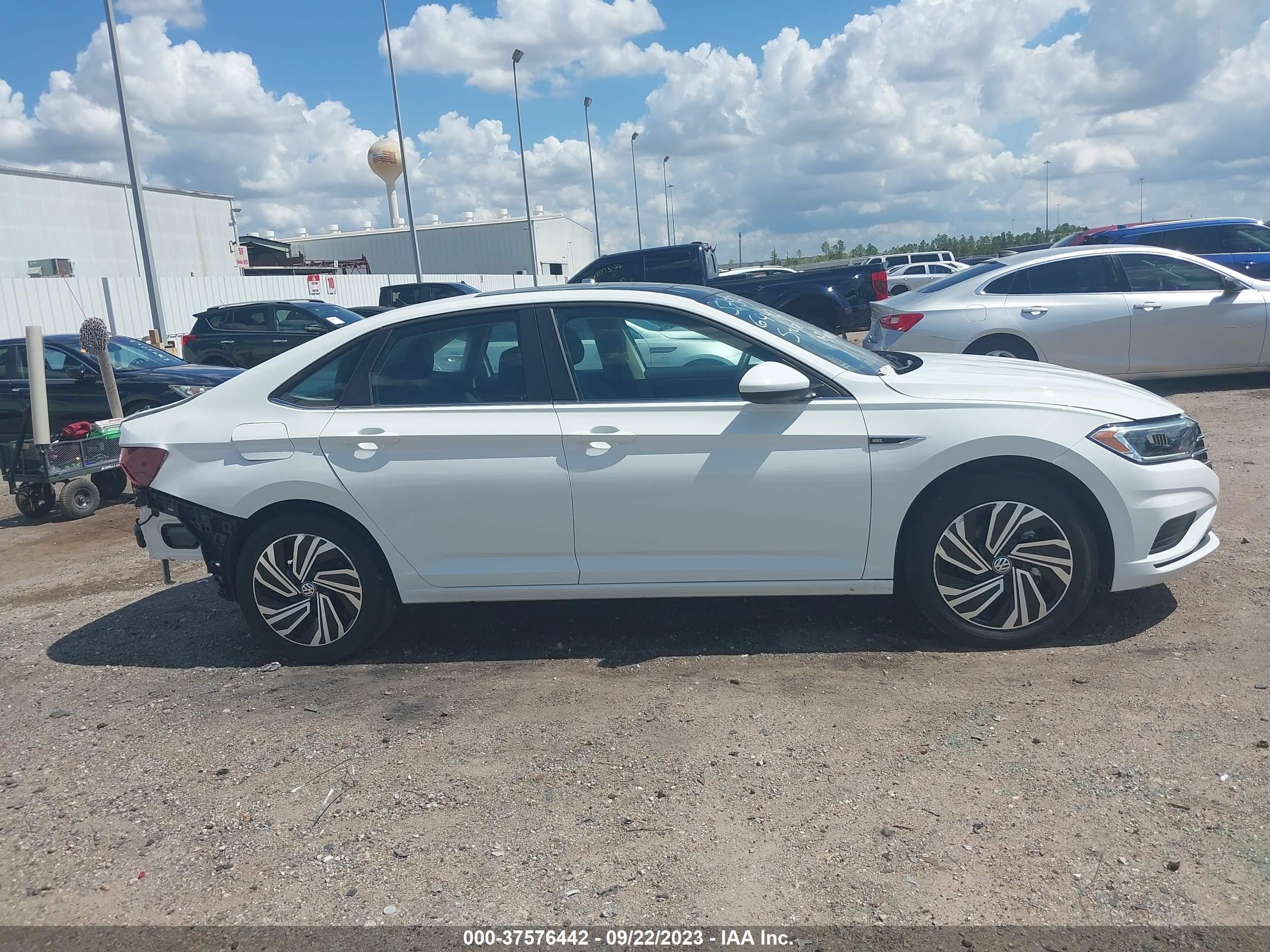 Photo 13 VIN: 3VWE57BUXMM068404 - VOLKSWAGEN JETTA SEL 