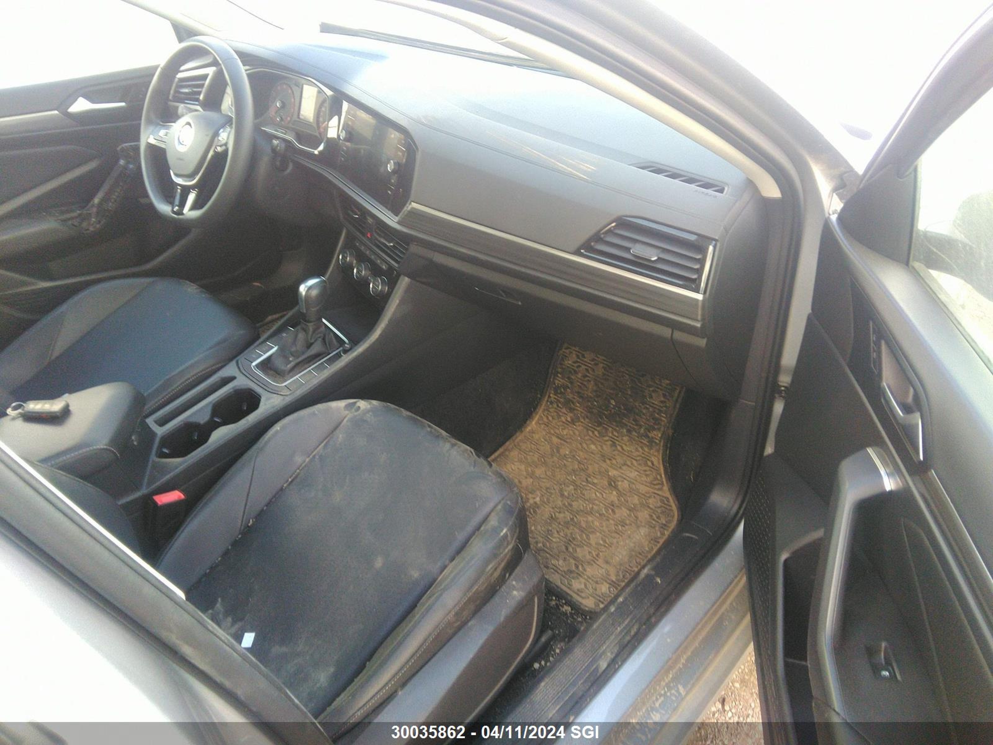 Photo 4 VIN: 3VWEB7BUXLM010820 - VOLKSWAGEN JETTA 