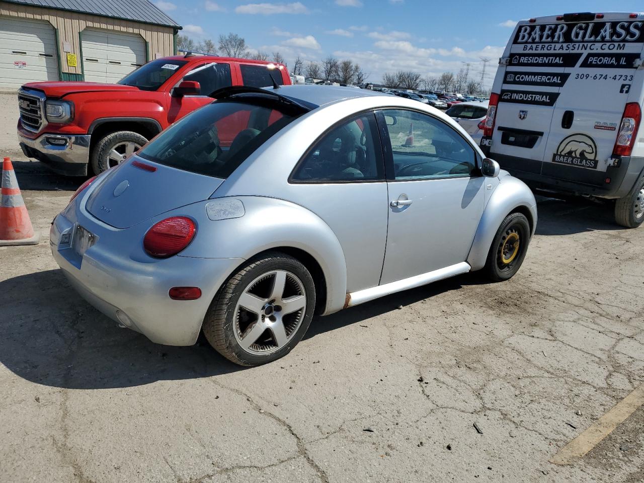 Photo 2 VIN: 3VWED21C32M452553 - VOLKSWAGEN BEETLE 